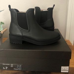 J. Crew Chelsea Matte Rain Boots- NWT